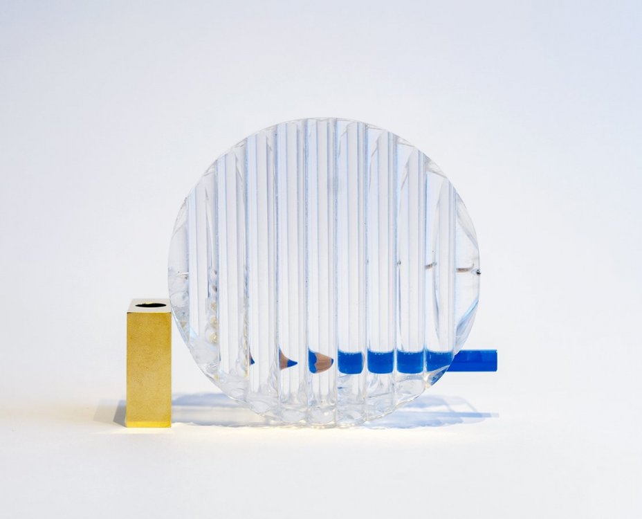 Yuxun_Ye_MA_CeramicsGlass_Penholder_2019_4.thumb.jpg.bbc4681e4b574e7f0e2c75a3331b916c.jpg